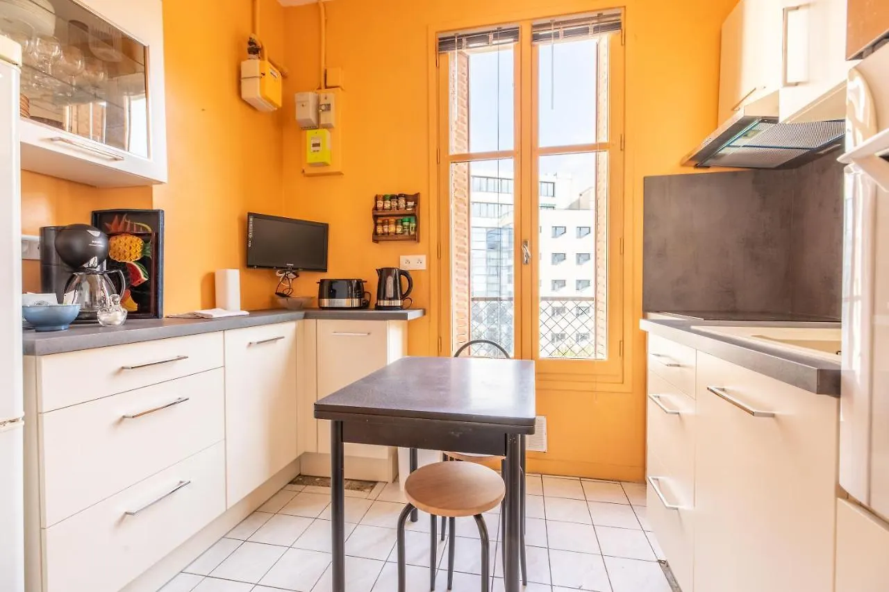 *Lardeco* Central Ville & Parking Clermont-Ferrand Apartment