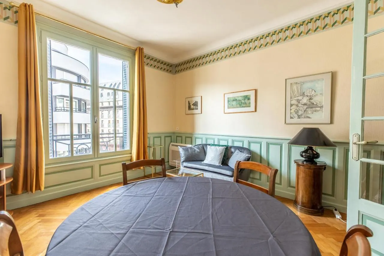 *Lardeco* Central Ville & Parking Clermont-Ferrand Apartment